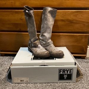 Women’s Frye Boots size 8- rarely worn